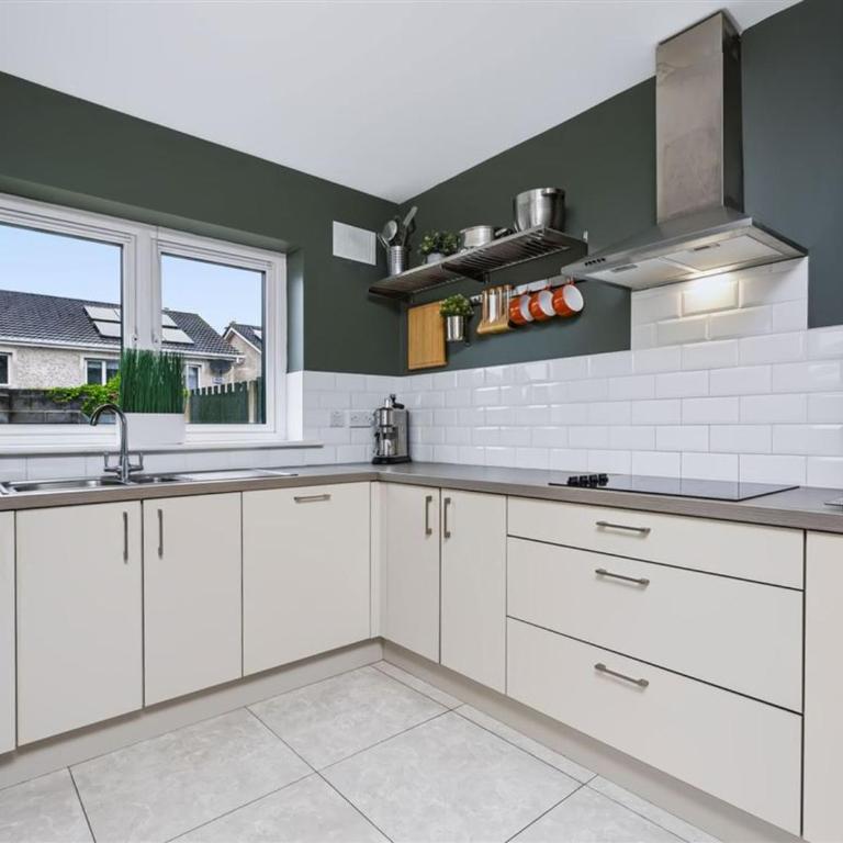 Das Casa Claudio bietet eine Unterkunft in Leuk - Apartment mit 1 Schlafzimmer - 4