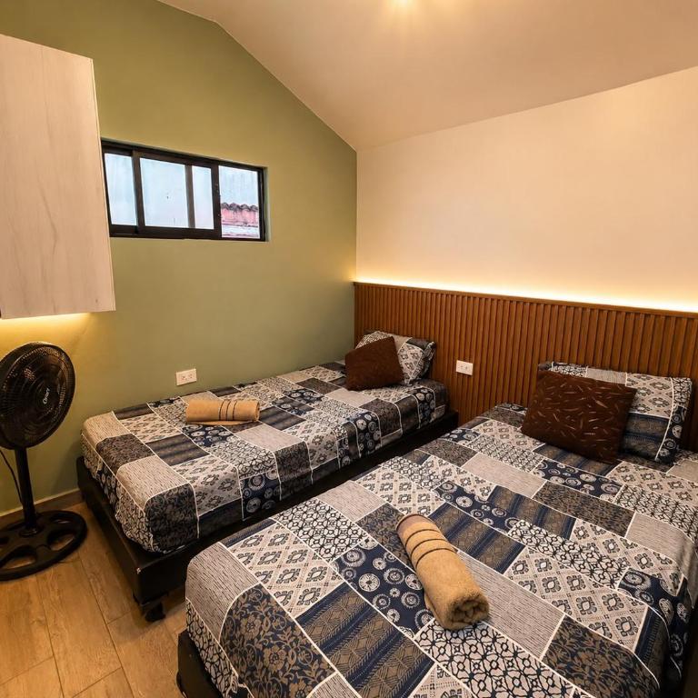 Estadías en Medellín para Grupos de 10 a 80 Personas Empresas, Deportistas - Apartamento de 2 dormitorios - 1