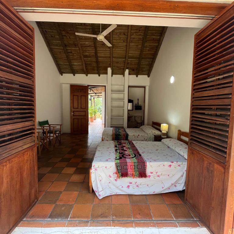 La Gloriosa - Three-Bedroom House - 2