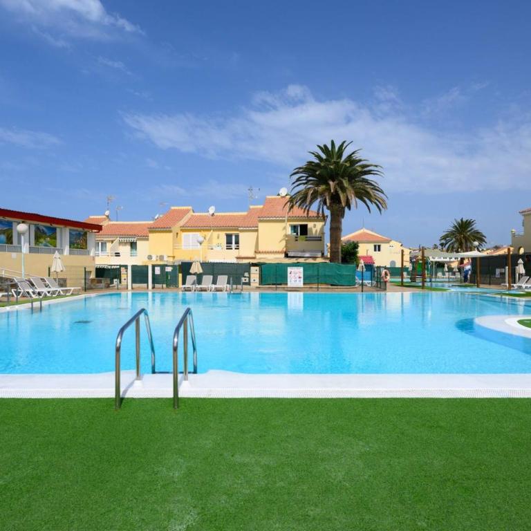 Bungalow with Terrace BBQ Private Parking Pool - Apartamento - 11