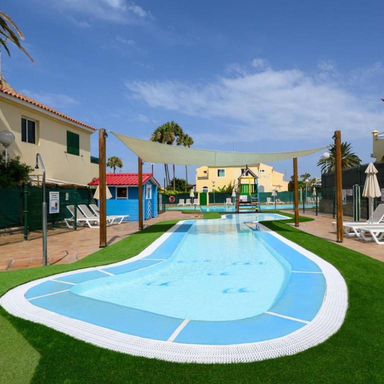 Bungalow with Terrace BBQ Private Parking Pool - Apartamento - 16