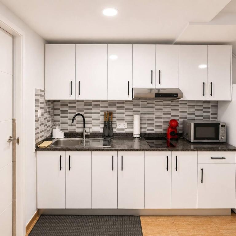Bungalow with Terrace BBQ Private Parking Pool - Apartamento - 24