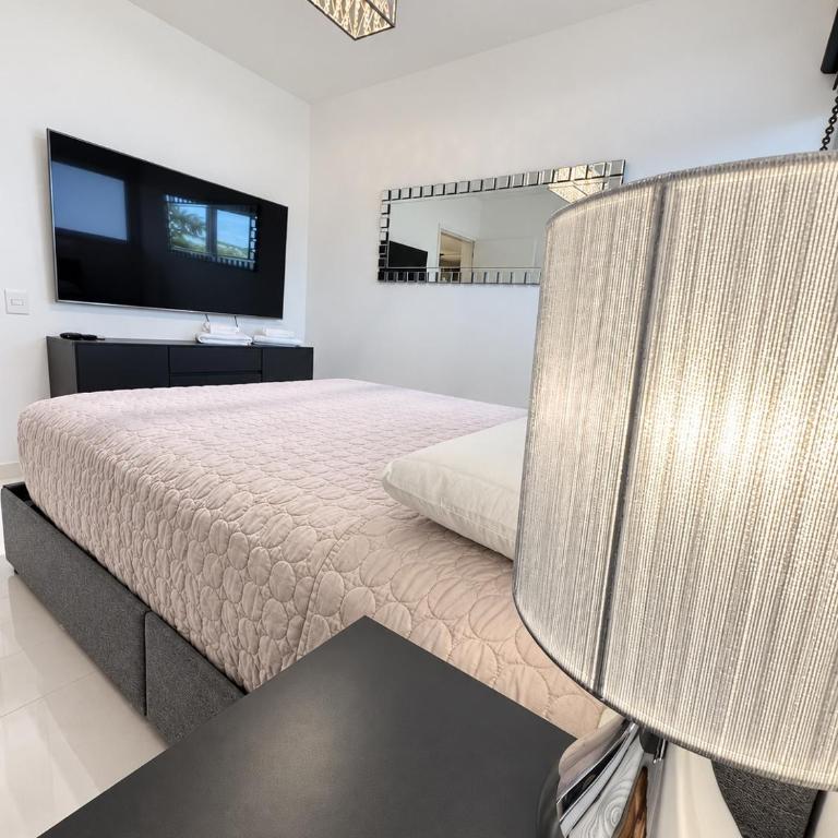 Dominik Sky penthouse Jacuzzi privato - Two-Bedroom Apartment - 9