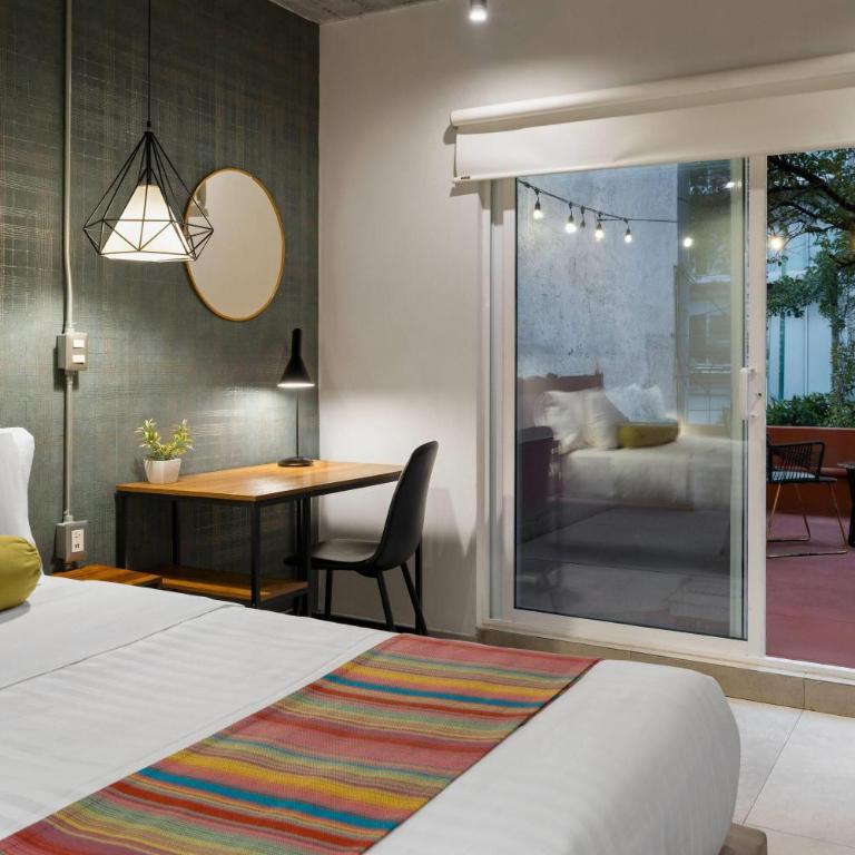 Hotel VIVE MX wtc CDMX, Trademark Collection by Wyndham - Queen Suite with Terrace - Non-Smoking - 6