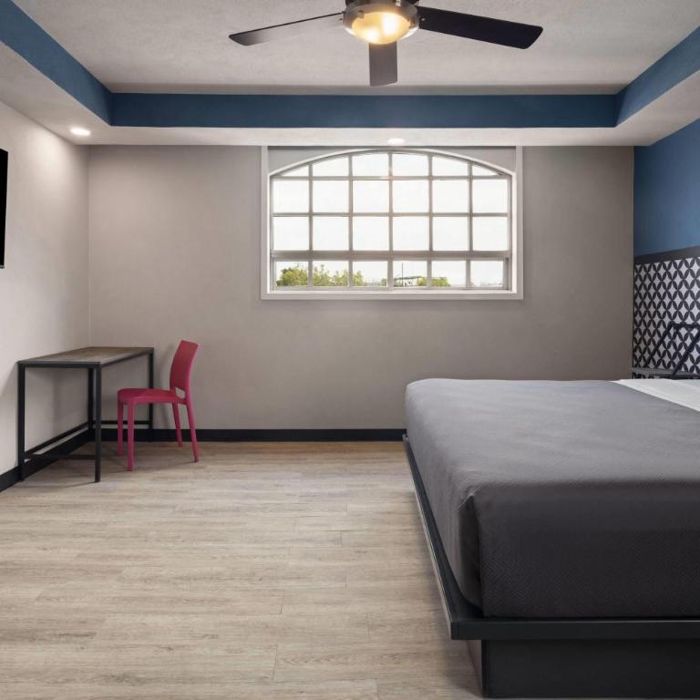 Hotel MX congreso CDMX, Trademark Collection by Wyndham - Suite Junior Comfort con cama extragrande - No fumadores - 3
