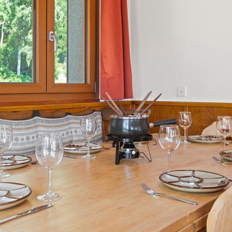 Chalet 10 personnes, vue Dent Blanche, parking - Chalet - 2