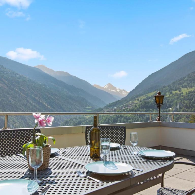 Chalet 10 personnes, vue Dent Blanche, parking - Chalet - 1
