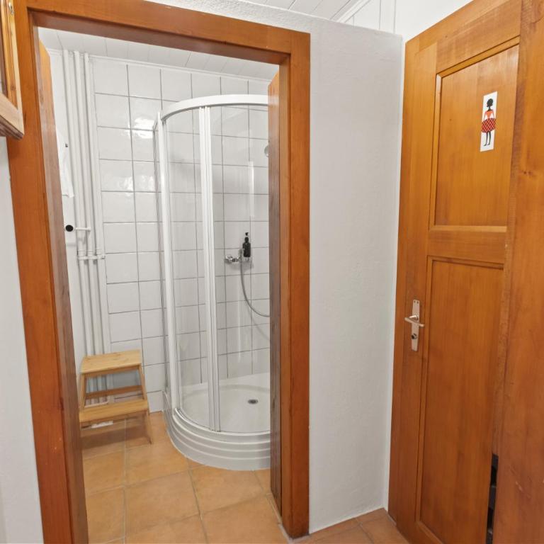 Chalet 10 personnes, vue Dent Blanche, parking - Chalet - 36