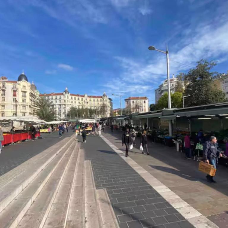 Libération appartement au calme et sécurisé - Studio - 19