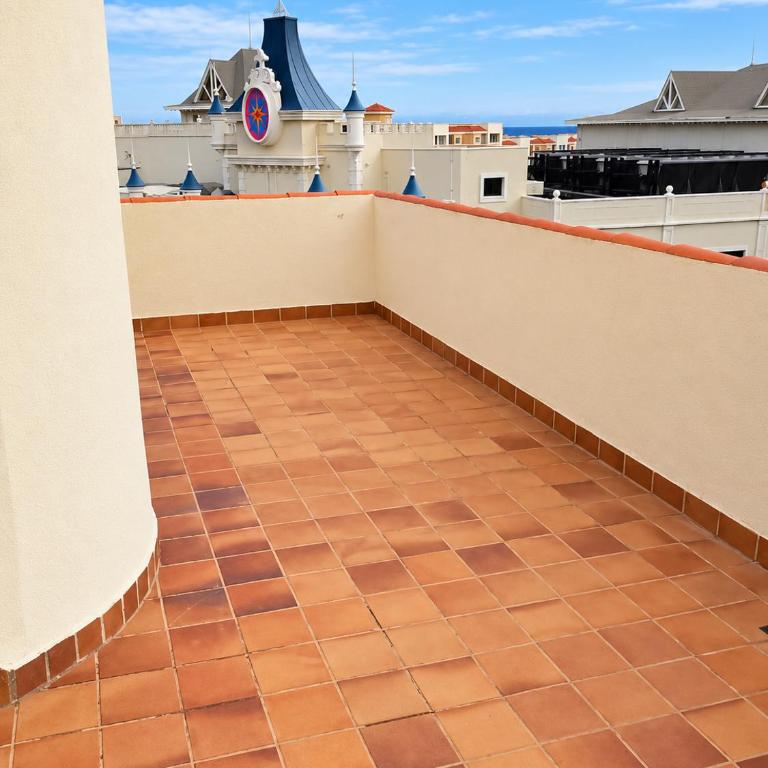 Golf Park Sunny Cozy Penthouse near the Ocean with large double terraces, fiber WIFI, 3 pools, NEW bbq South Tenerife - Apartamento con terraza - 57