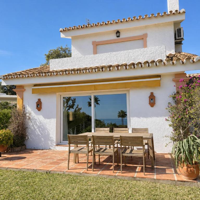 Villa Suiza - Sea Views & Pool in Calahonda - Villa de 3 dormitorios - 1