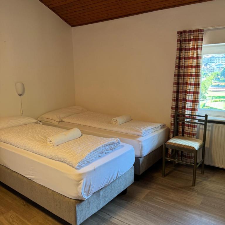 Garden Hotel Bellariva - Habitación Cuádruple Clásica - 5