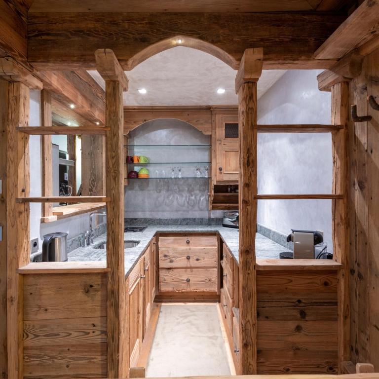 Cosy chalet, superb view at foot of slopes - Chalet - 9