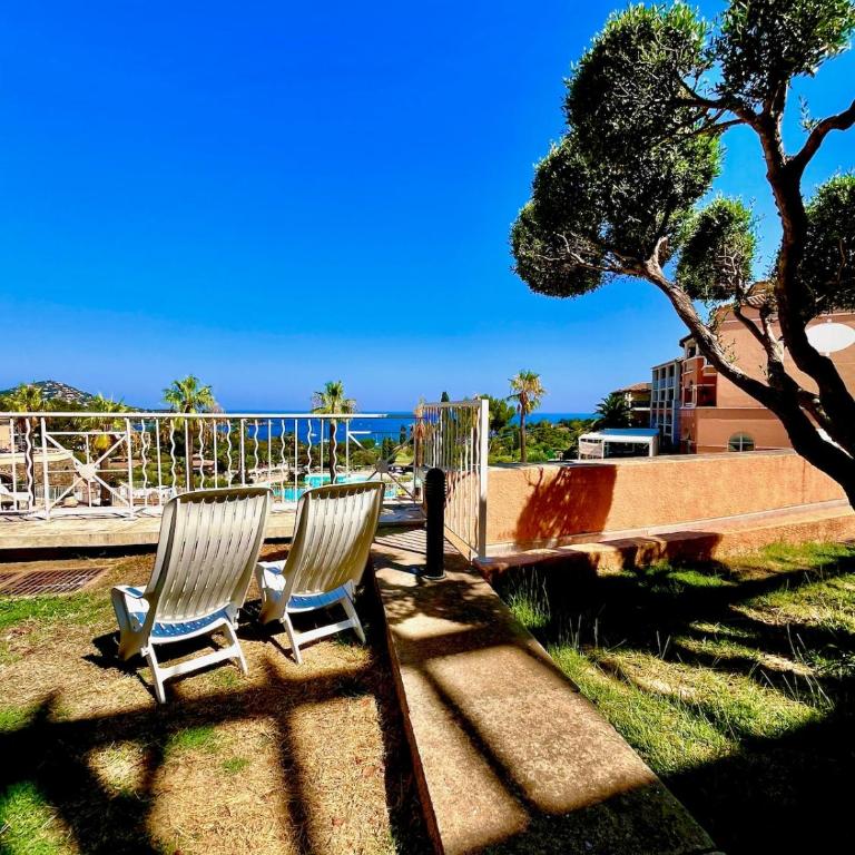 Ground floor with sea view and pools in Cap Esterel - Apartamento de 2 dormitorios - 1