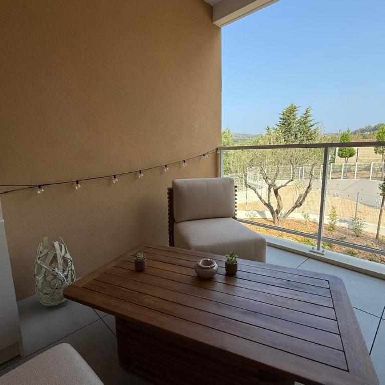 Modern studio - terrace - pool - Monolocale - 14
