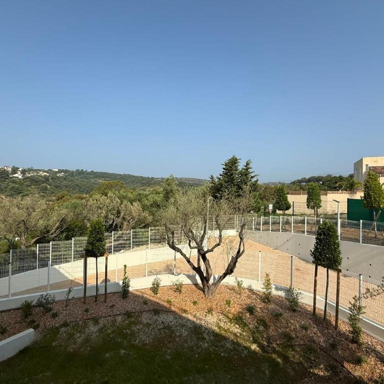 Modern studio - terrace - pool - Monolocale - 24