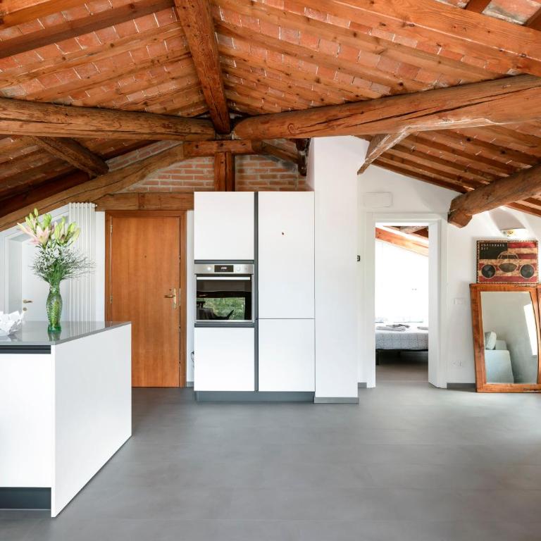 La soffitta di Catterina - Appartamento Standard con 1 Camera da Letto - 2