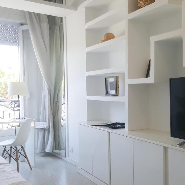 AmazINN Places Embajadores V - Studio-Apartment - 17