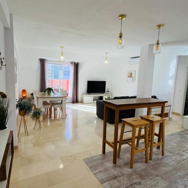 Apartamento acogedor en Fuengirola Centro a 300m de la playa - Appartamento con 2 Camere da Letto - 1
