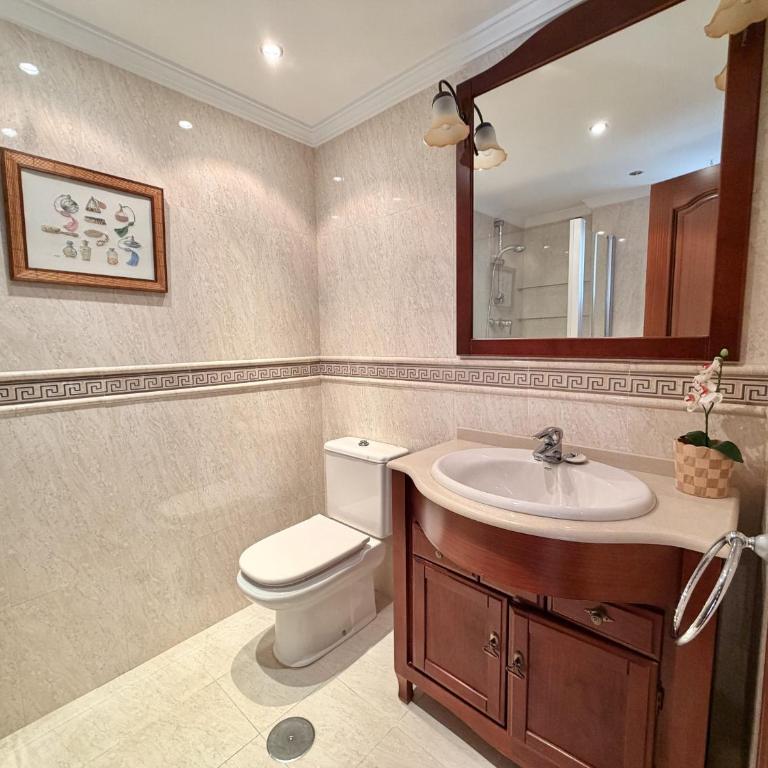 Confortable Apartamento en Fuengirola Centro - Apartamento de 3 dormitorios - 5