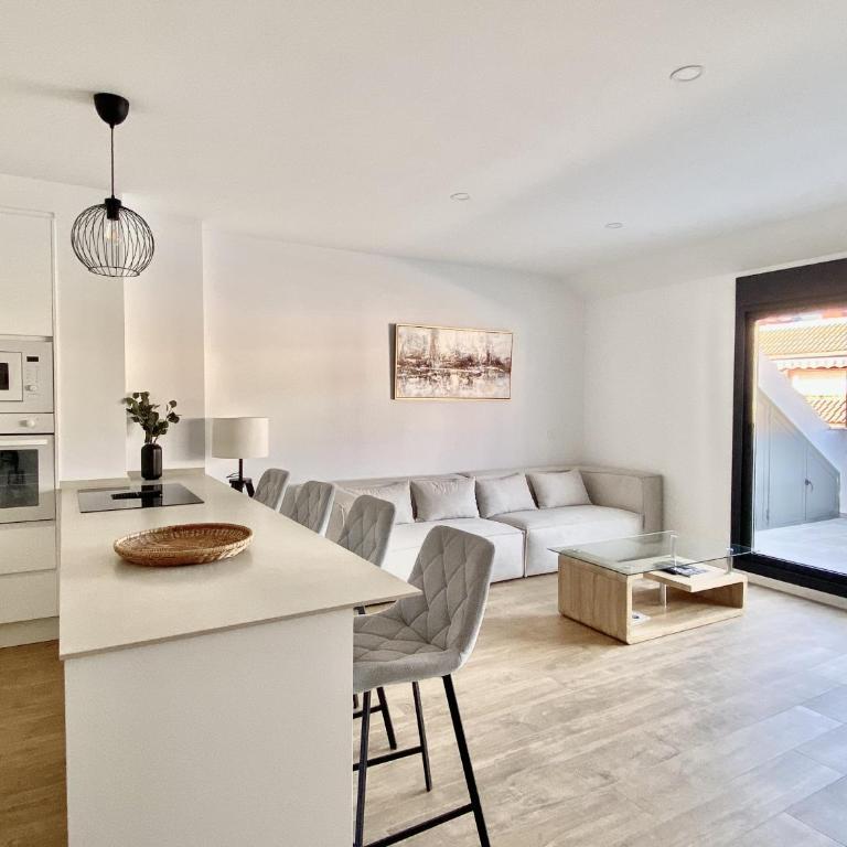 Luxury penthouse with pool near Fuengirola beach - Deluxe Apartment mit 3 Schlafzimmern - 1