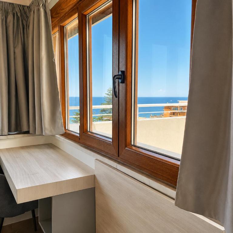 Terrazza Grattacielo - Appartamento con 2 Camere da Letto - 13