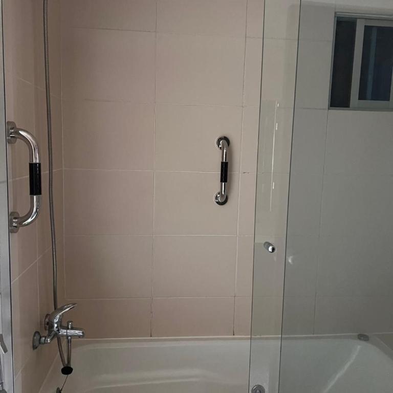 Exclusive, stylish, bright, and perfectly located! - Deluxe Apartment - 14