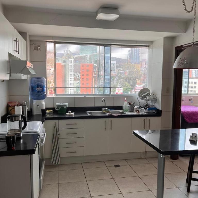 Exclusive, stylish, bright, and perfectly located! - Deluxe Apartment - 15