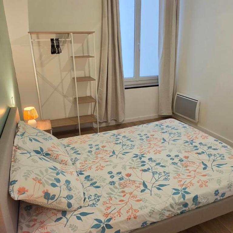 Le Magnifique, 15 personnes, garage, 3 minutes à pied du sanctuaire et gare - Appartement - 8