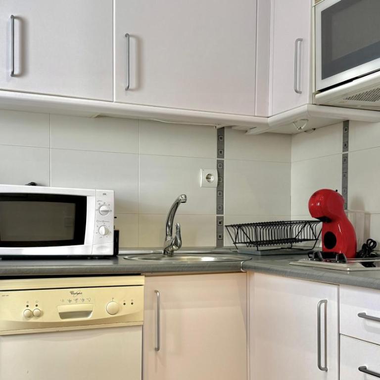 Gran Via Alaia Seasonal Living - Standard Apartment - 12