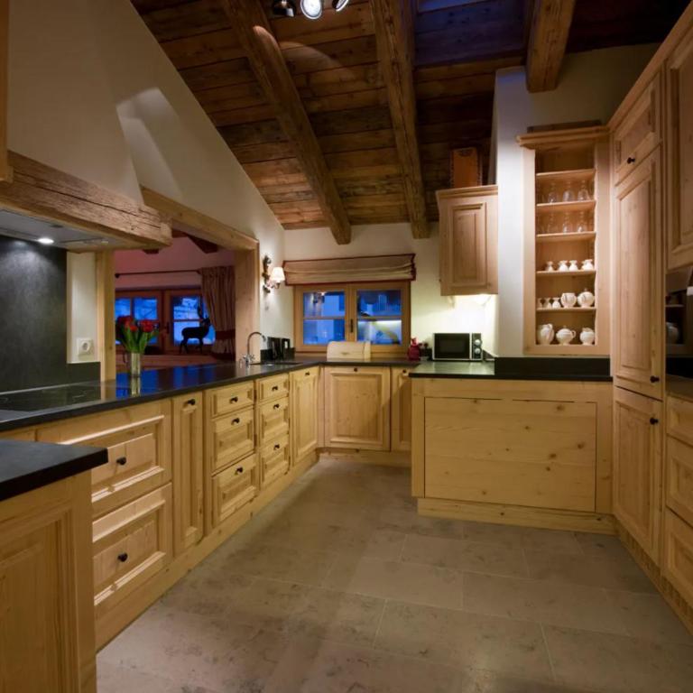 Mountain Escape Apartment Easy Access & Private Parking - Apartment mit 4 Schlafzimmern - 10