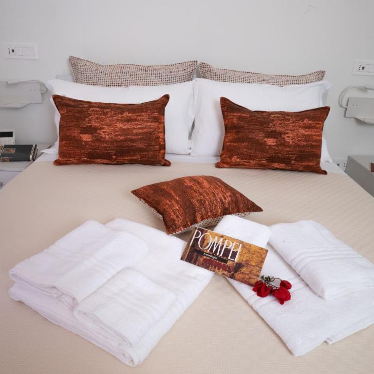 Core Amalfitano Pompeii City Suites - Camera King Superior - 9