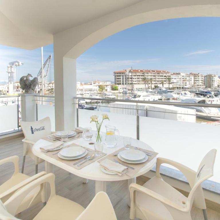 WELCS APARTAMENTO 453 EMP con terraza y vista al c - Apartamento con terraza - 1