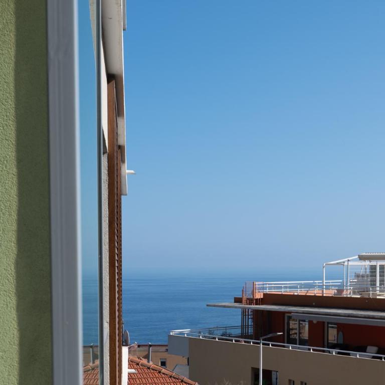 Cozy 1-Bedroom Apartment with AC & Garage Near - Appartement - 14