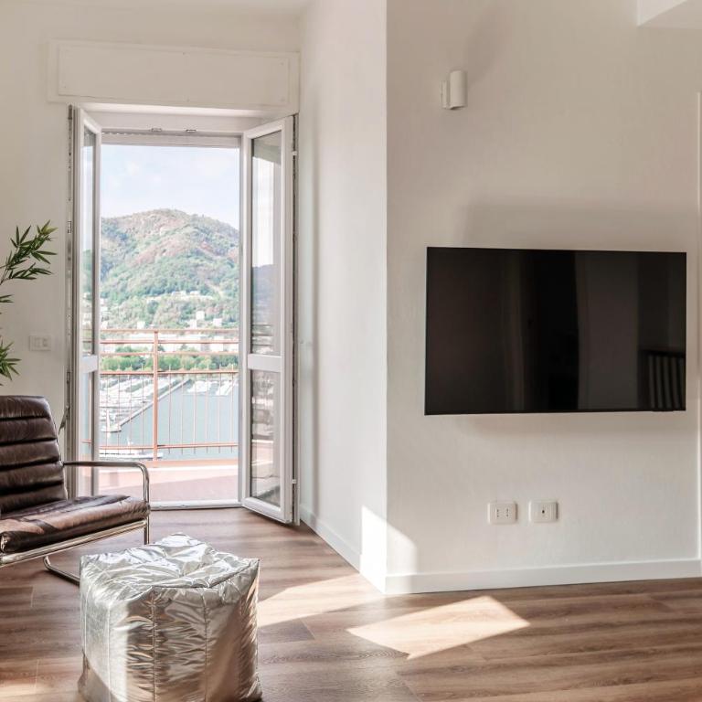 Como In The Sky - 150 Steps, by MyHomeInComo - Two-Bedroom Apartment with Lake View - 28