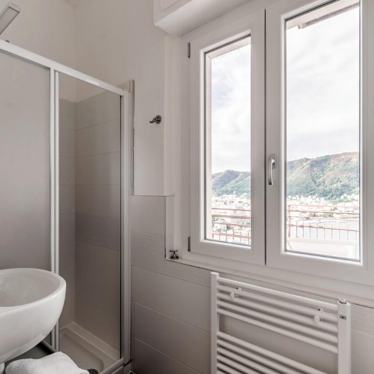 Como In The Sky - 150 Steps, by MyHomeInComo - Two-Bedroom Apartment with Lake View - 17
