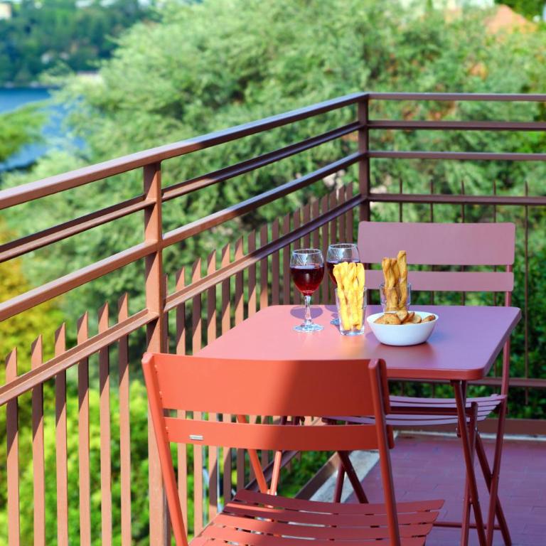 Como In The Sky - 150 Steps, by MyHomeInComo - Two-Bedroom Apartment with Lake View - 31