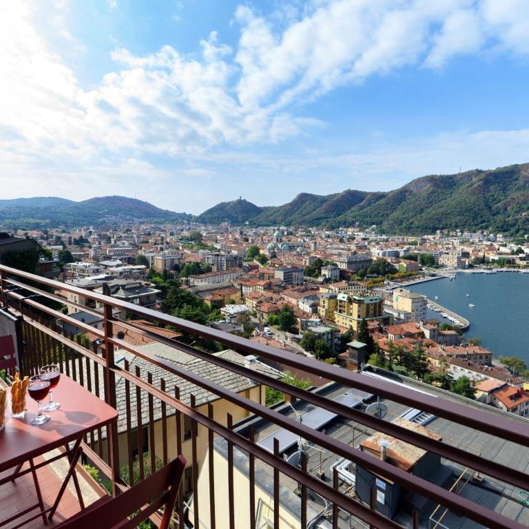 Como In The Sky - 150 Steps, by MyHomeInComo - Two-Bedroom Apartment with Lake View - 33