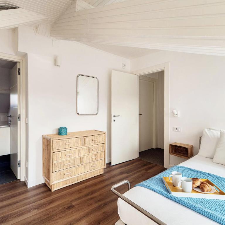 Como In The Sky - 150 Steps, by MyHomeInComo - Two-Bedroom Apartment with Lake View - 53