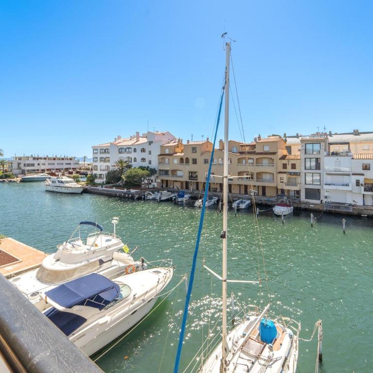 WELCS APARTAMENTO 454 EMP con vistas al canal - Apartamento con vistas y balcón - 22