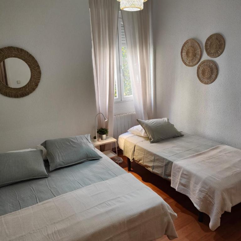 Fernan Gonzalez Street, Private rooms - Doppelzimmer mit Gemeinschaftsbad - 3