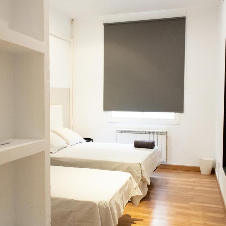 Magdalena2 Street, Private rooms - Dreibettzimmer mit Gemeinschaftsbad - 4
