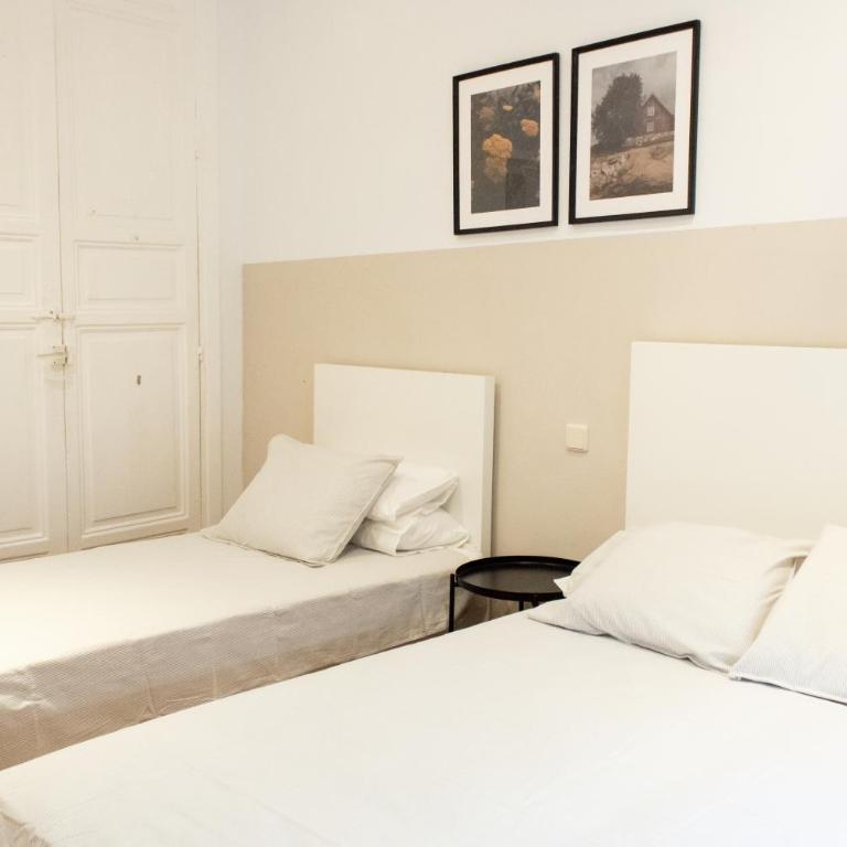 Magdalena2 Street, Private rooms - Dreibettzimmer mit Gemeinschaftsbad - 1