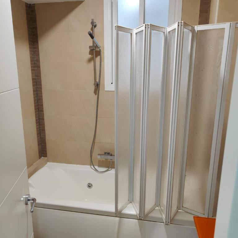 Zurbano Street, Private rooms - Appartement - 5