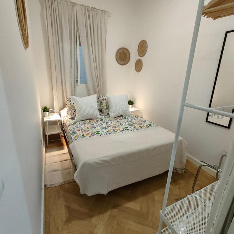 Zurbano Street, Private rooms - Chambre Double avec Salle de Bains Commune - 2