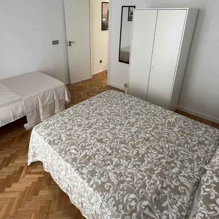Gato street, Private rooms - Dreibettzimmer mit Gemeinschaftsbad - 1