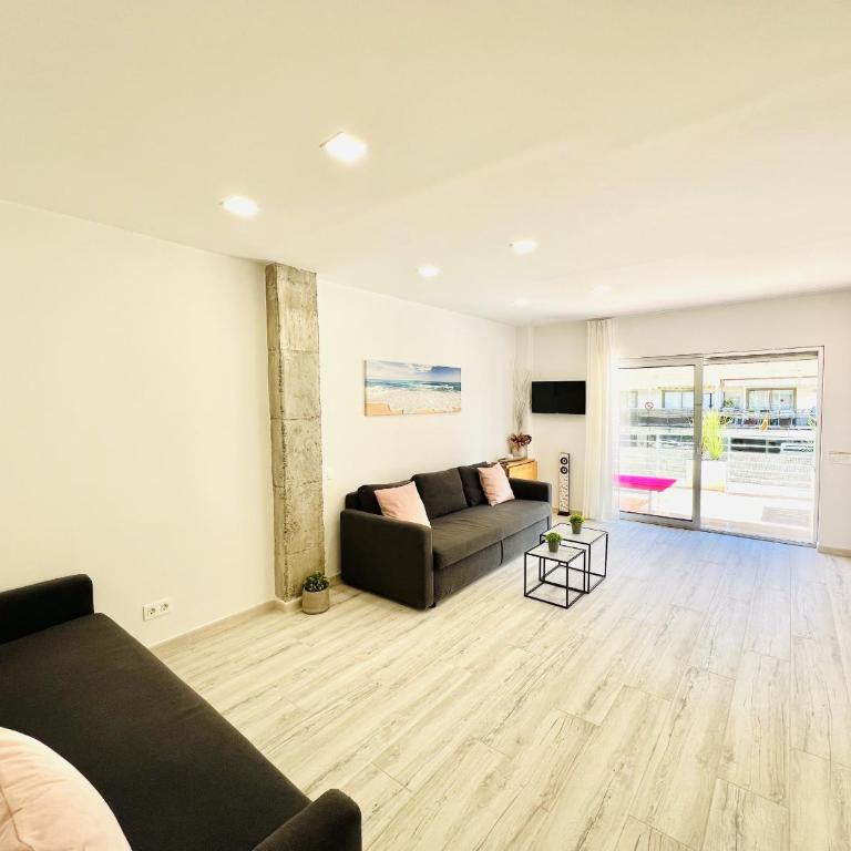 WELCS APARTAMENTO 455 PDA con piscina y vistas - Apartment with Balcony - 21