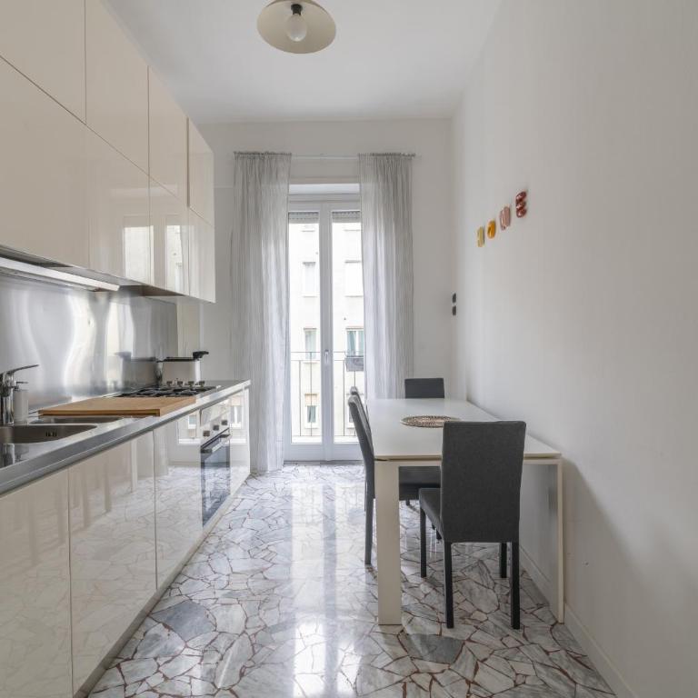 Luxury 4 bedrooms apartment in the center of Milan - One-Bedroom Apartment - 18