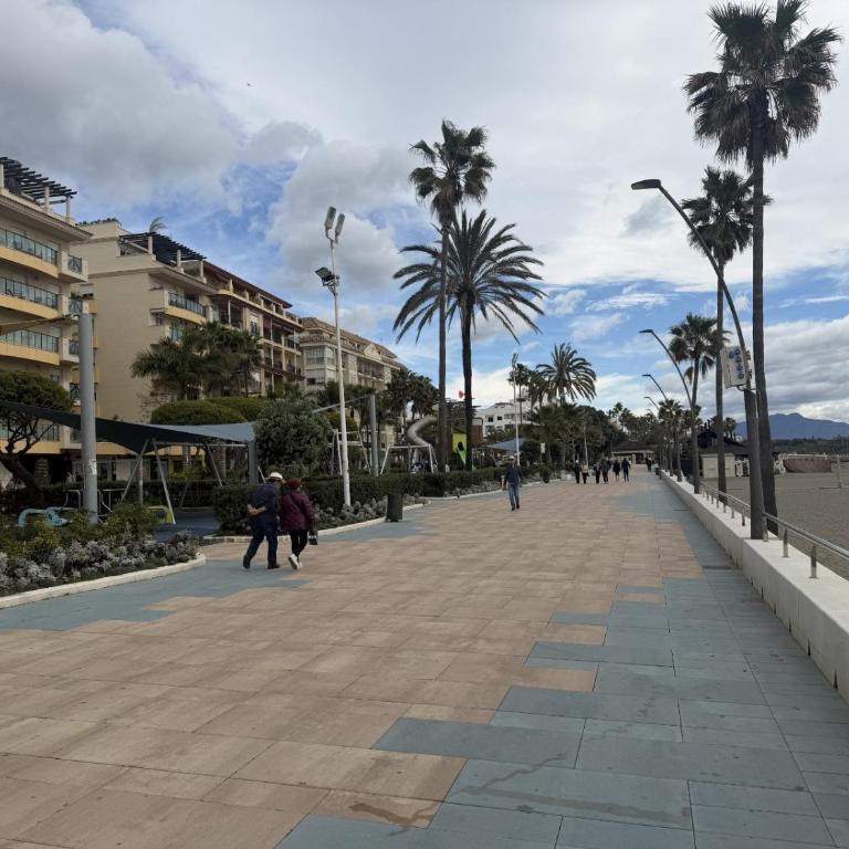 Room City Estepona M Mendez 2BR parking beach - Apartamento de 2 dormitorios - 31