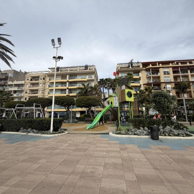 Room City Estepona M Mendez 2BR parking beach - Apartamento de 2 dormitorios - 32